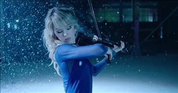 Violinist Lindsey Stirling Performs ‘Carol Of The Bells’