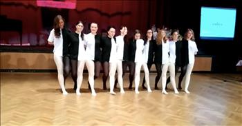 High School Students Perform Amazing Optical Illusion Dance For Talent Show