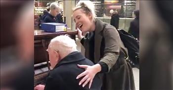 Singer Ceili O’Connor Stops To Duet With Elderly Man Playing Piano