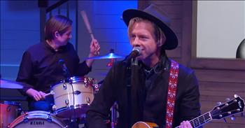 ‘Native Tongue’ Switchfoot Performance On Pickler And Ben