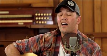 Country Artist Lucas Hoge Performs Sunday Medley Of Favorite Worship Songs