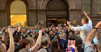 Choir Performs Gospel Song On The Street During NYC Power Outage