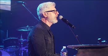 ‘Because He Lives (Amen)’ Matt Maher Live Performance