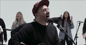 ‘Heaven Fall’ Acoustic Worship From The Belonging Co Featuring Henry Seeley