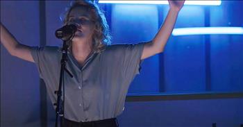 ‘Know You Will’ Hillsong UNITED Acoustic Performance