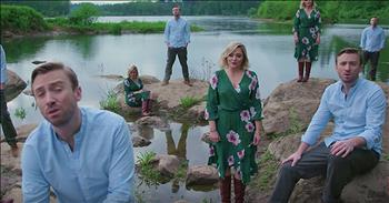 A Cappella Voices Sing Classic Folk Tune ‘Shenandoah’