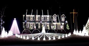 Christmas Light Show Set To ‘Mary Did You Know’