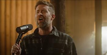 ‘Go Tell It On The Mountain’ Josh Turner Performance Video