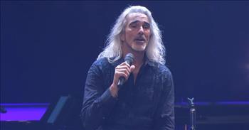 ‘Amazing Grace’ Guy Penrod Live Performance