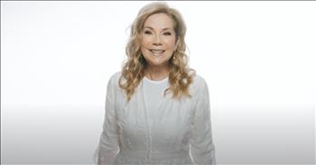 ‘The God Of The How And When (Mary)’ Kathie Lee Gifford With Katie Ohh