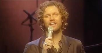 ‘It Is Well’ David Phelps Sings Classic Hymn