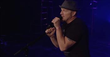 I’ll Clean Up For You’ – Tim Hawkins Writes Funny Love Song For His Wife