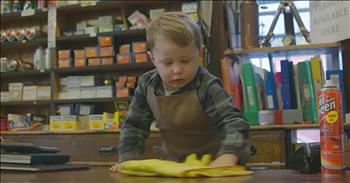 $130 Christmas Ad For Hardware Store Goes Viral With Sweet Reminder