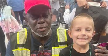 Bus Driver Befriends Struggling 6-Year-Old, Child Does ‘Complete 180’