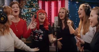 Stunning A Cappella Cover of Mariah Carey’s ‘All I Want For Christmas Is You’